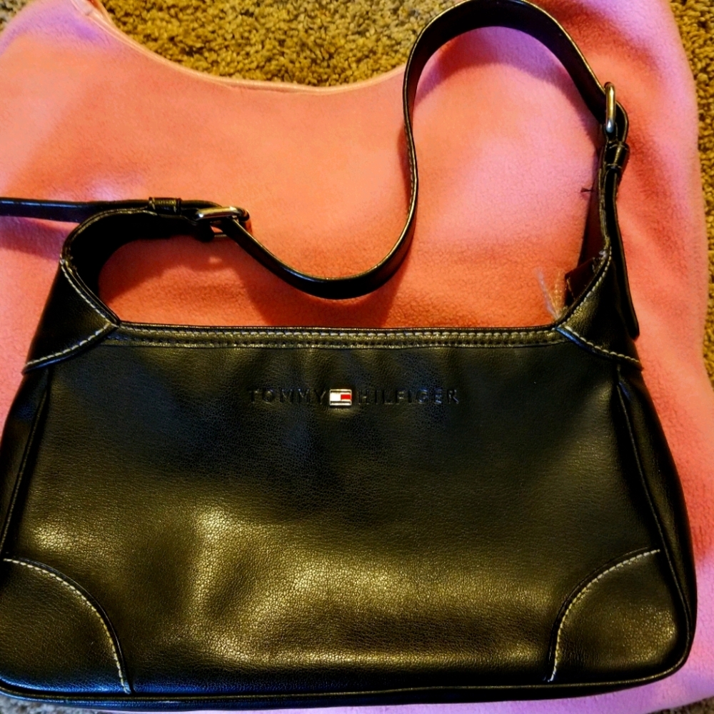Tommy Hilfiger black purse